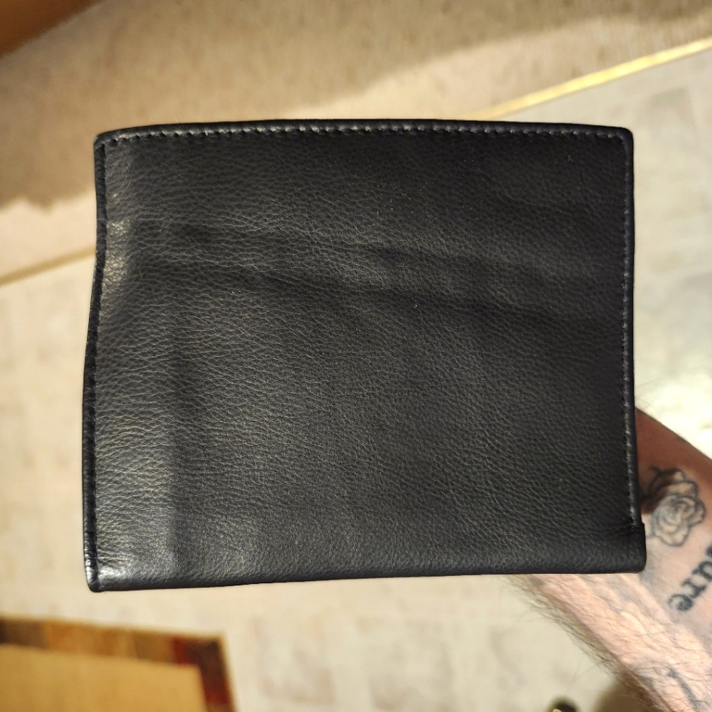 Wilson's Leather Bifold wallet